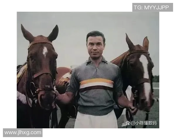 全球足球巨星的璀璨人生与赛场传奇背后的故事揭秘