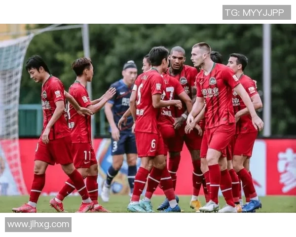 大师赛积分榜：重庆足球队以77分领跑